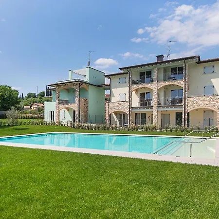 Gli Oleandri By Wonderful Italy * Polpenazze del Garda